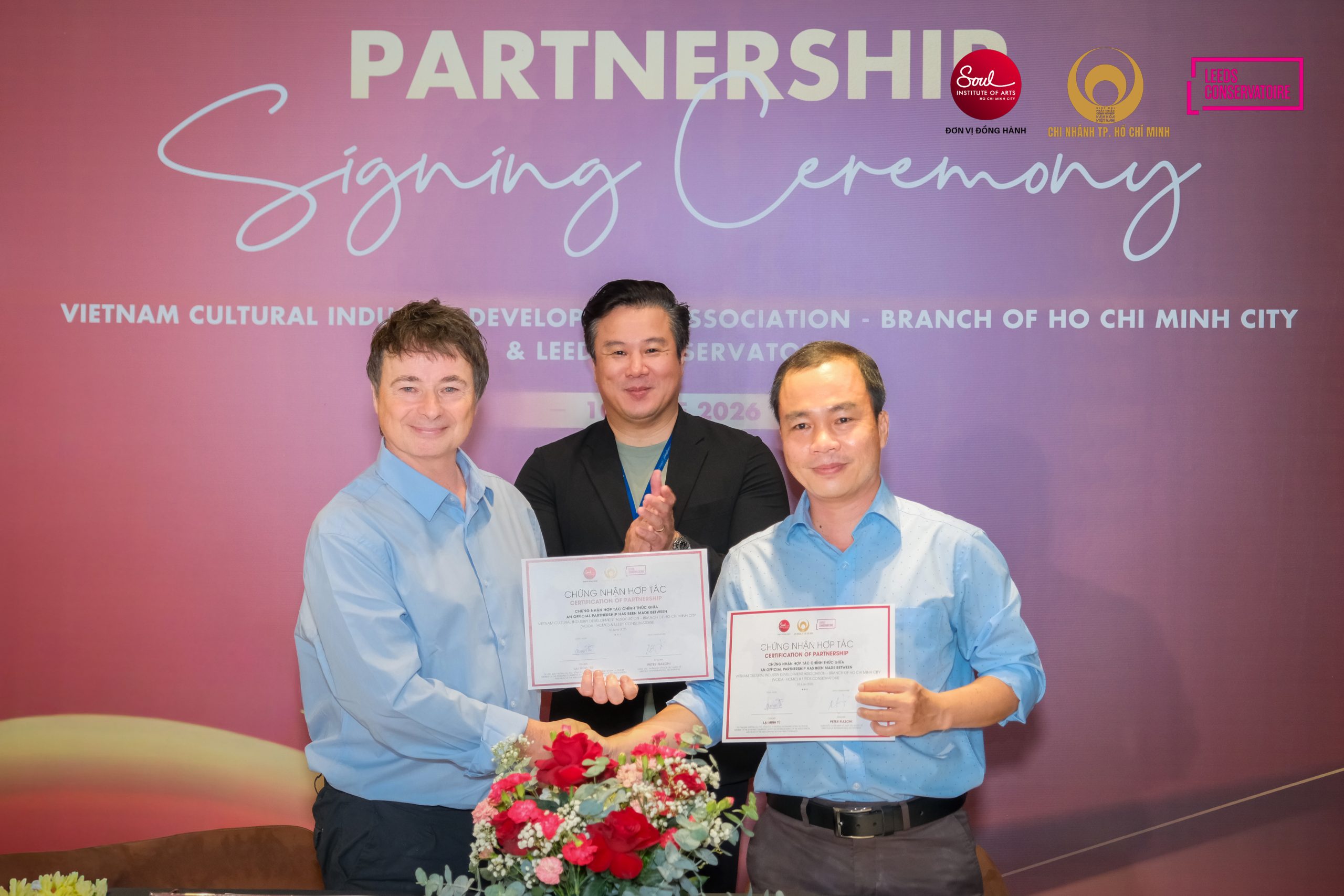 SIA KẾT NỐI CƠ HỘI HỌC TẬP QUỐC TẾ THÔNG QUA HỢP TÁC CHIẾN LƯỢC GIỮA VCIDA VÀ LEEDS CONSERVATOIRE 1
