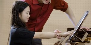 SoulWS 240 32 PIANO MASTERCLASS WITH DR. GEOFFREY DUCE – PROFESSOR OF PIANO, ILLINOIS STATE UNIVERSITY (USA) 32