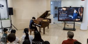 SoulWS 267 35 PIANO MASTERCLASS WITH DR. GEOFFREY DUCE – PROFESSOR OF PIANO, ILLINOIS STATE UNIVERSITY (USA) 35